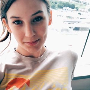 Meet your Posher, Ashlyn